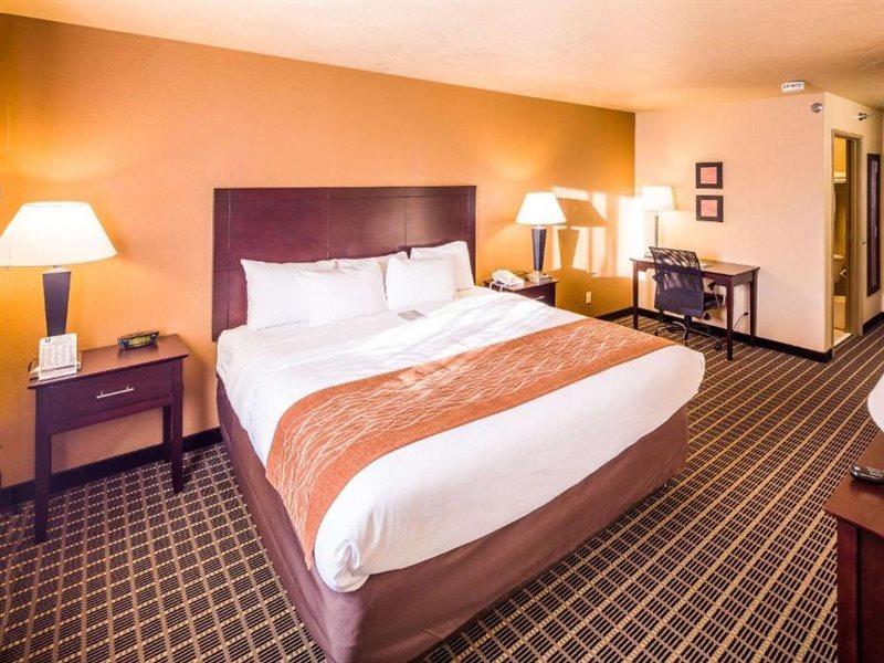 Comfort Inn & Suites Gunnison-Crested Butte Екстериор снимка