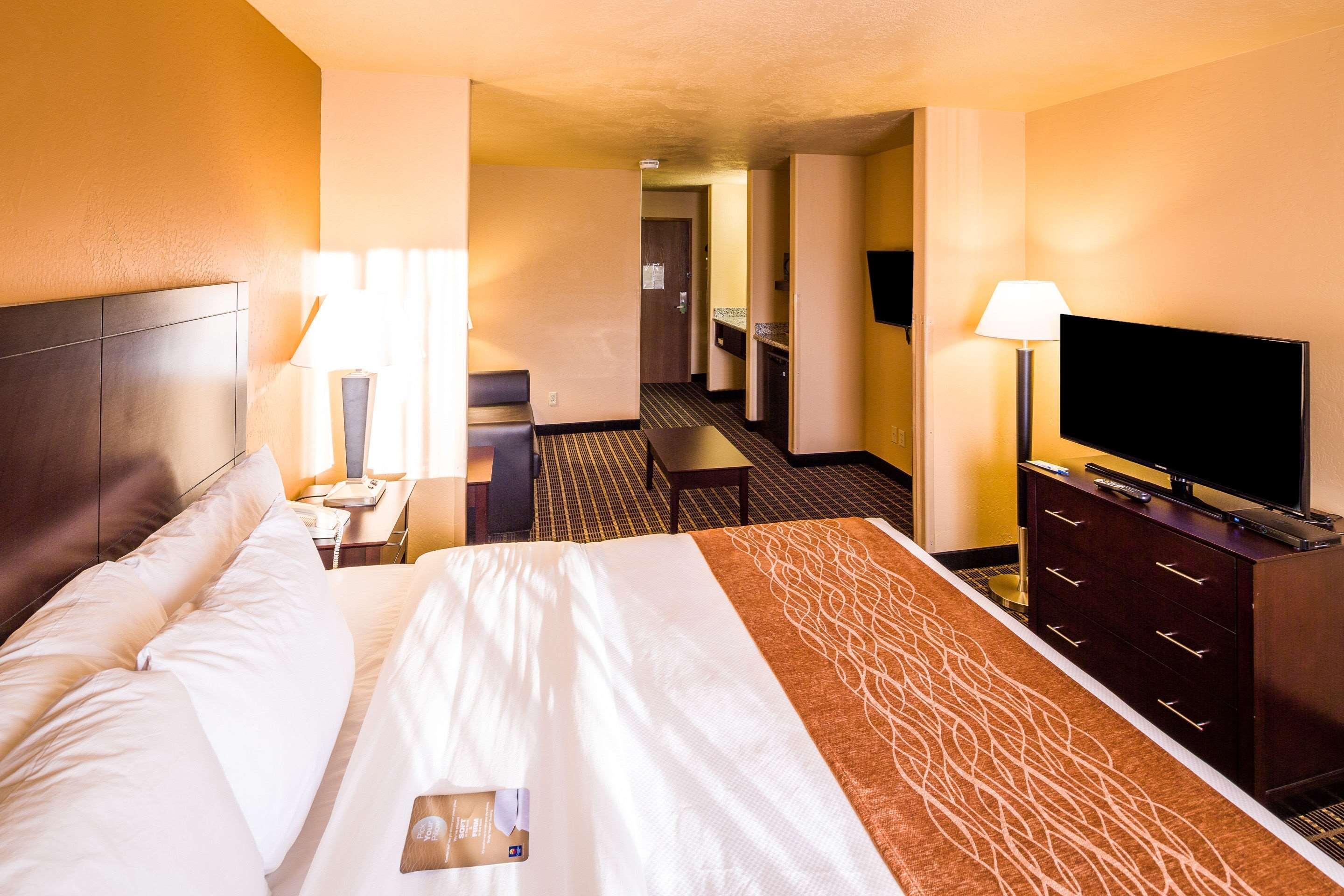 Comfort Inn & Suites Gunnison-Crested Butte Екстериор снимка