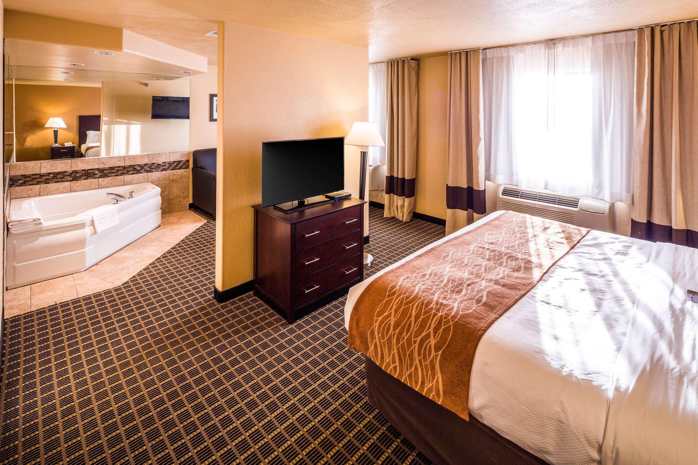 Comfort Inn & Suites Gunnison-Crested Butte Екстериор снимка