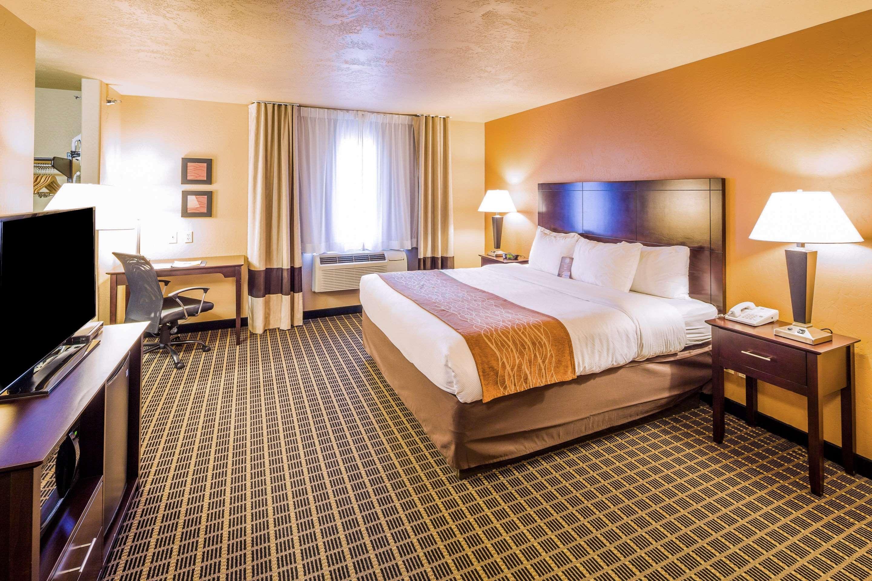 Comfort Inn & Suites Gunnison-Crested Butte Екстериор снимка