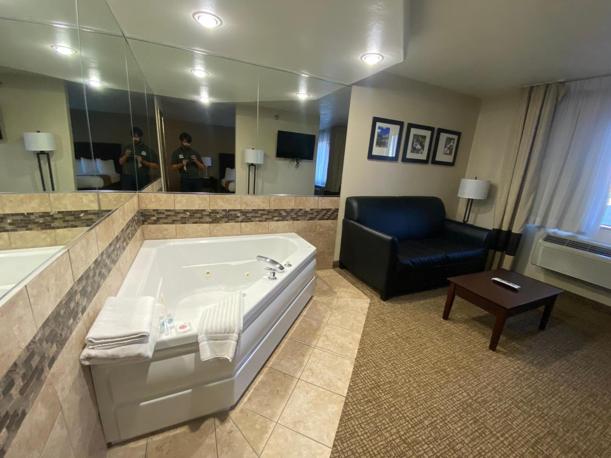 Comfort Inn & Suites Gunnison-Crested Butte Екстериор снимка